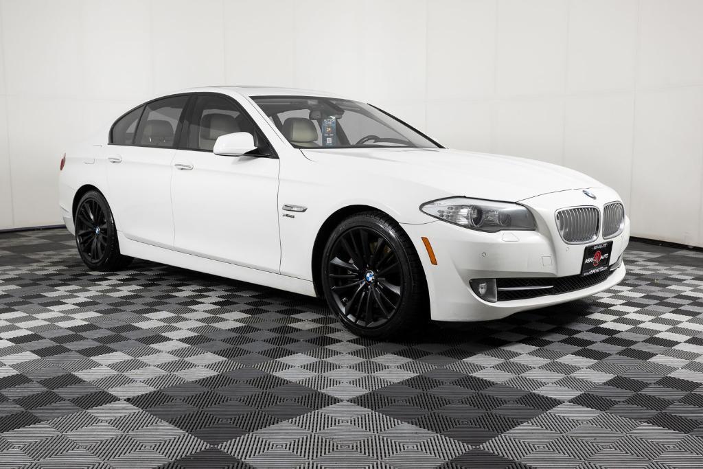 used 2011 BMW 550 car, priced at $10,495