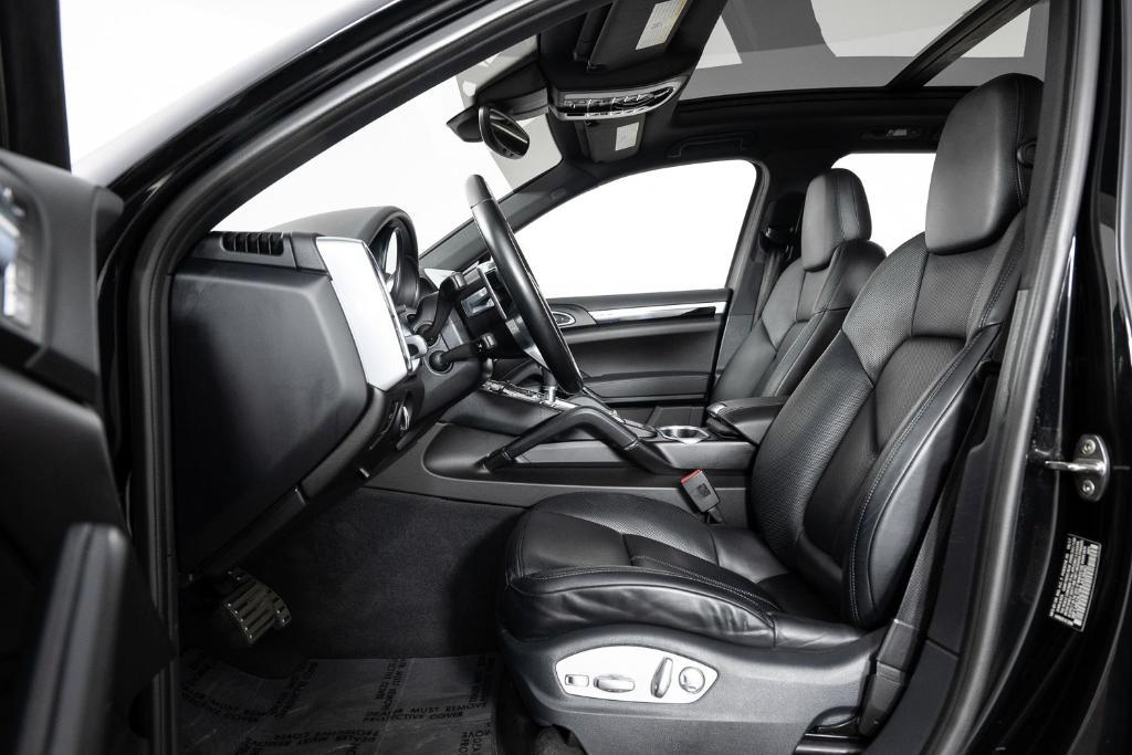 used 2017 Porsche Cayenne car, priced at $18,495