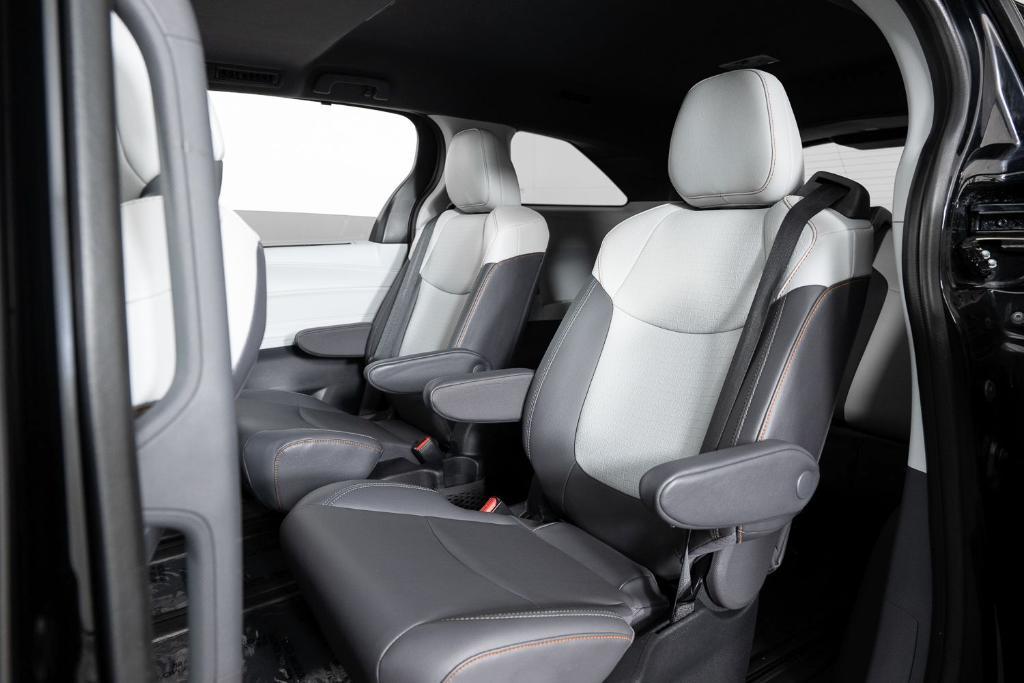 used 2022 Toyota Sienna car, priced at $44,495