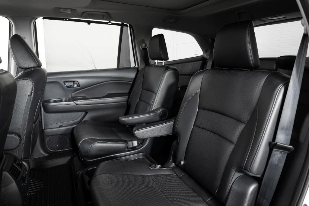 used 2017 Honda Pilot car, priced at $25,995