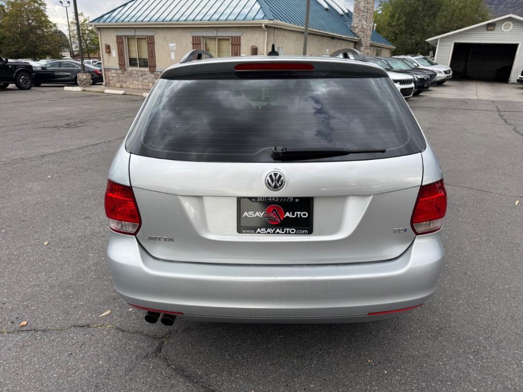 used 2014 Volkswagen Jetta SportWagen car, priced at $5,495