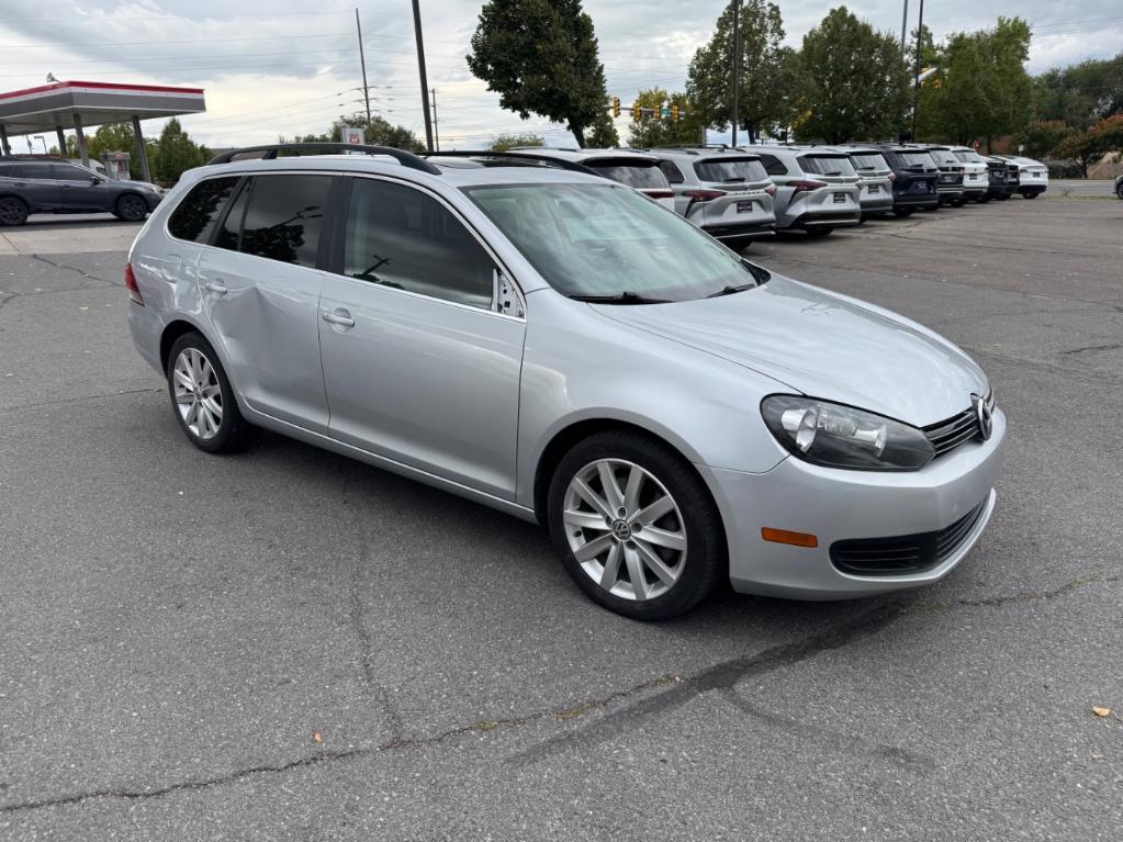 used 2014 Volkswagen Jetta SportWagen car, priced at $5,495