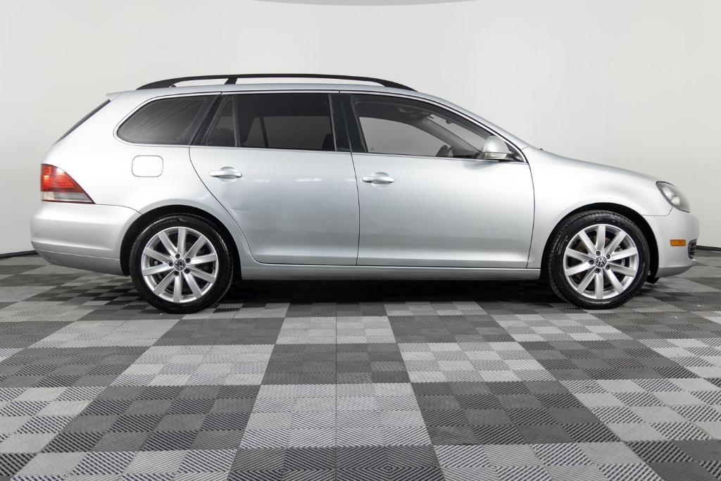 used 2014 Volkswagen Jetta SportWagen car, priced at $5,495