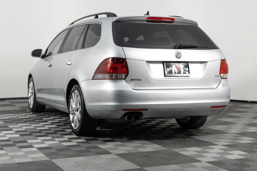 used 2014 Volkswagen Jetta SportWagen car, priced at $5,495