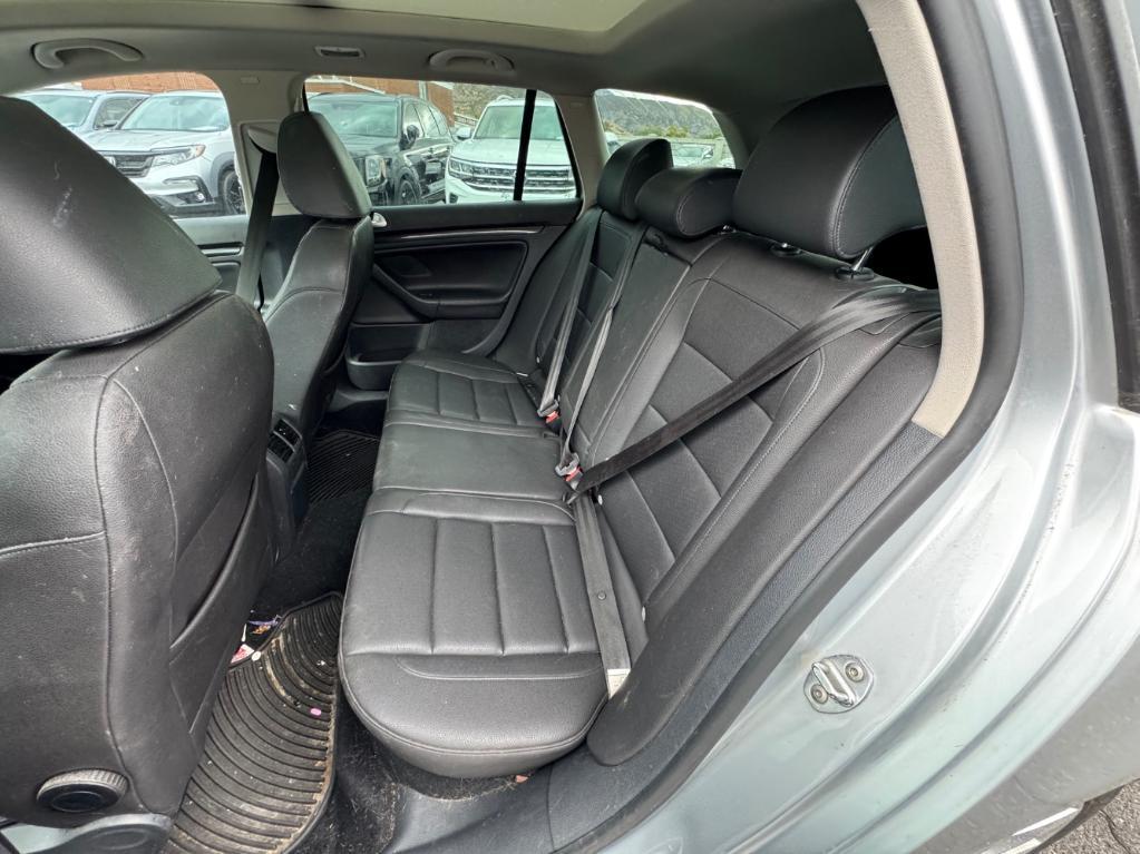 used 2014 Volkswagen Jetta SportWagen car, priced at $5,495