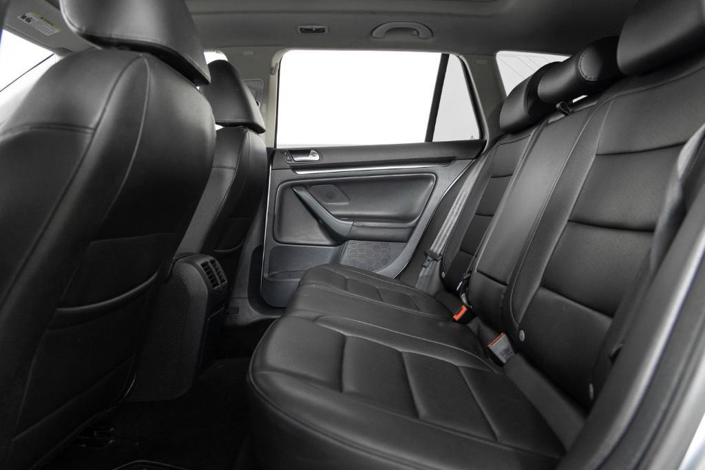 used 2014 Volkswagen Jetta SportWagen car, priced at $5,495