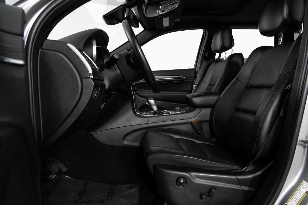 used 2021 Jeep Grand Cherokee car, priced at $21,995