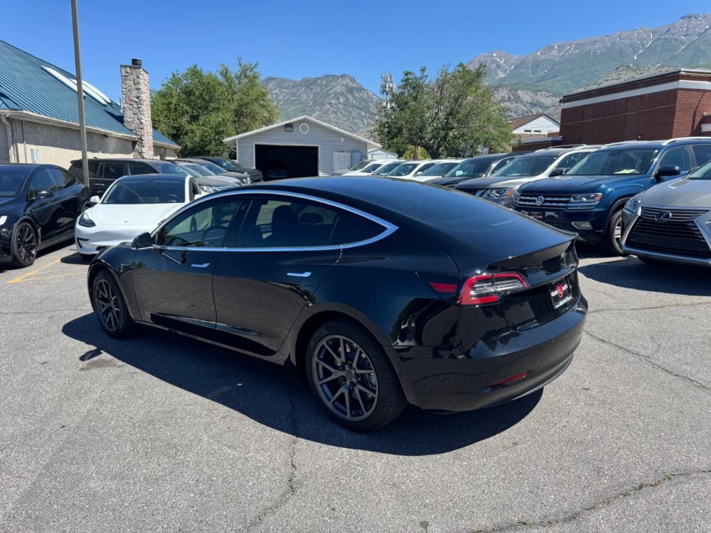used 2018 Tesla Model 3 car