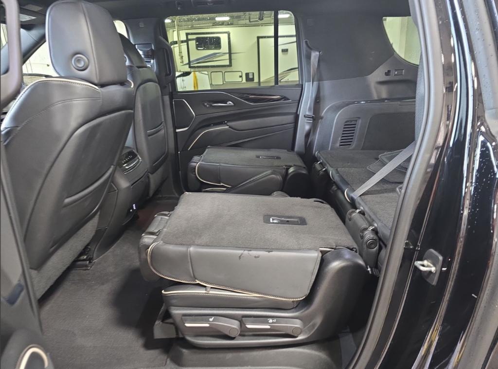 used 2023 Cadillac Escalade ESV car, priced at $67,495