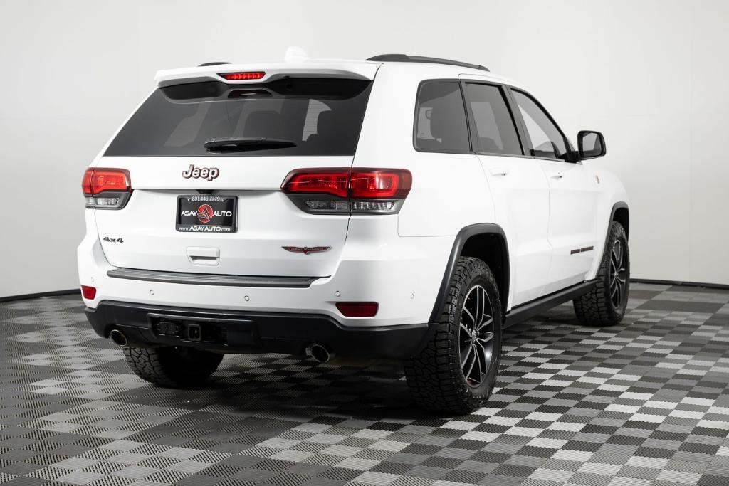 used 2017 Jeep Grand Cherokee car, priced at $14,995