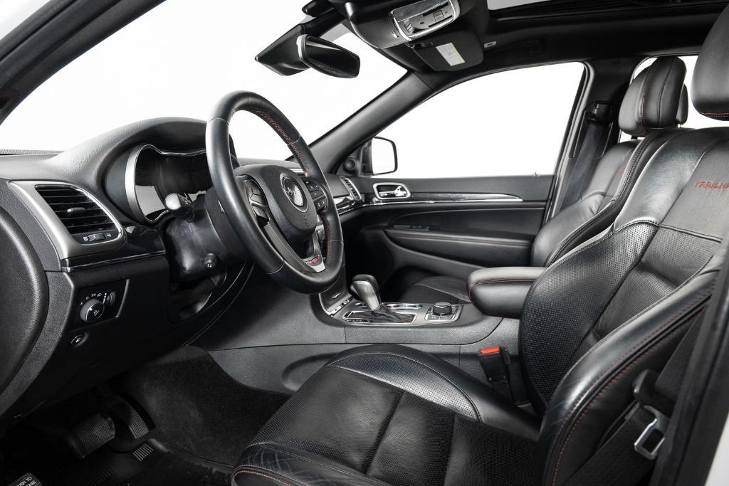 used 2017 Jeep Grand Cherokee car, priced at $14,995