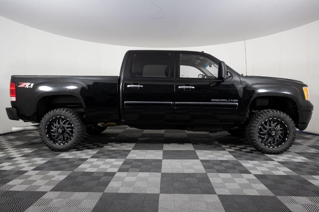 used 2011 GMC Sierra 2500 car, priced at $33,995