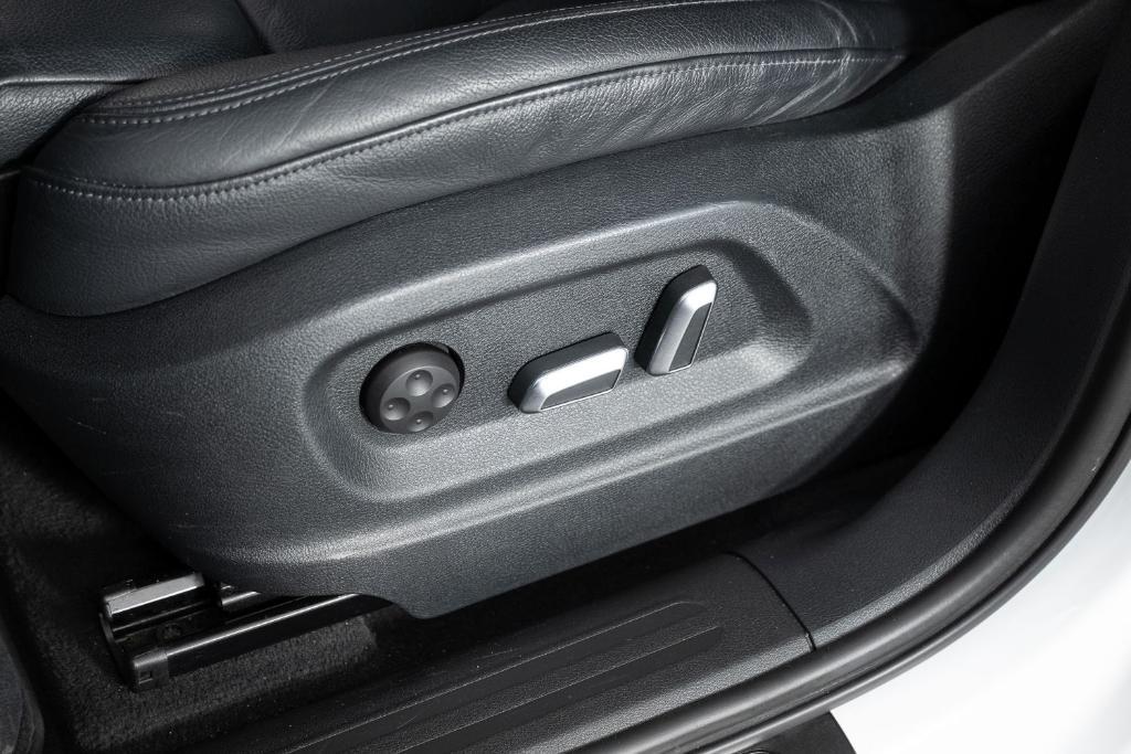 used 2015 Audi Q5 car, priced at $11,495