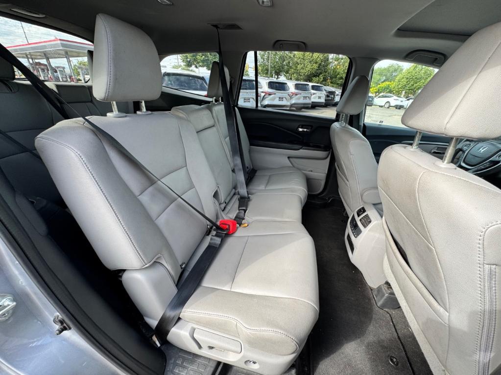 used 2017 Honda Pilot car