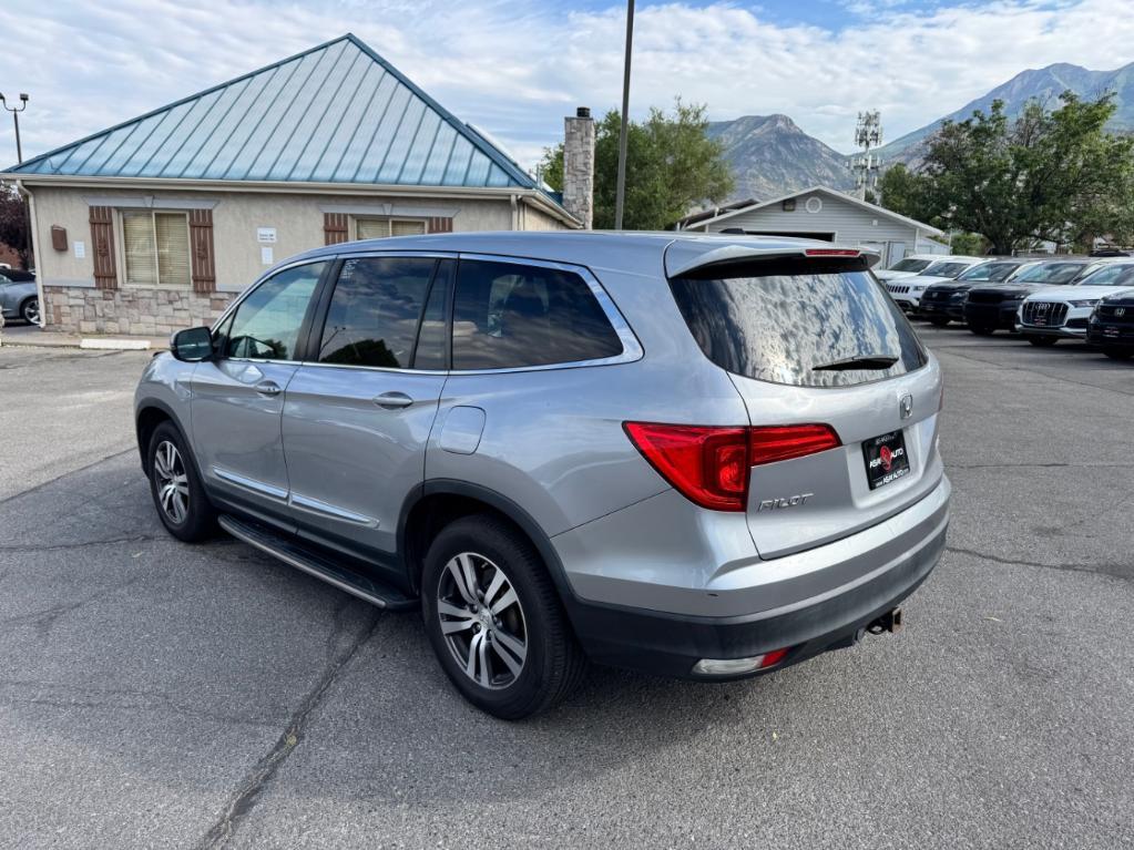 used 2017 Honda Pilot car