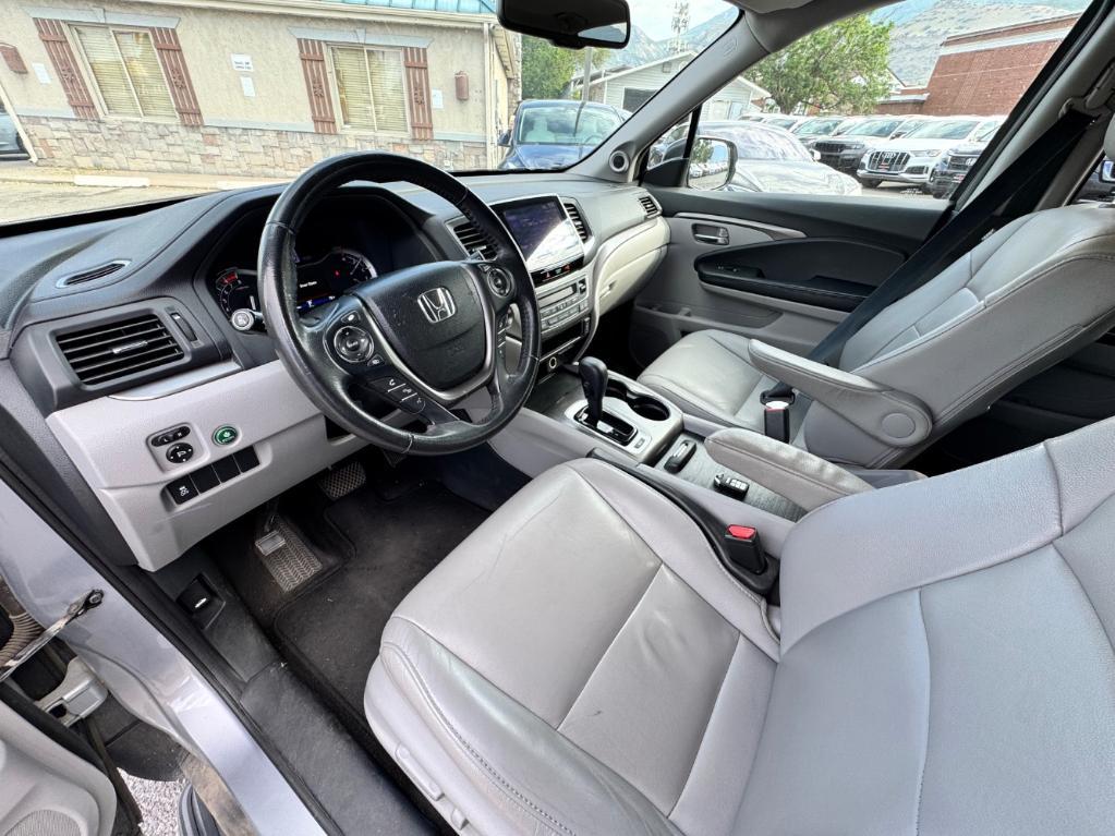 used 2017 Honda Pilot car