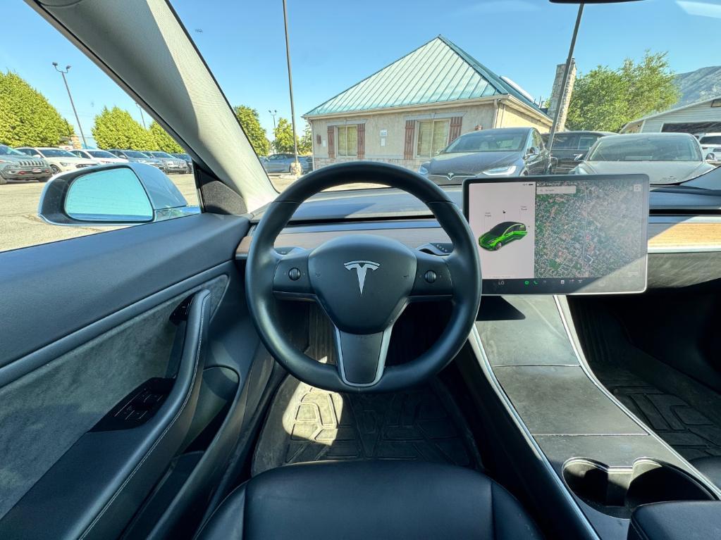 used 2018 Tesla Model 3 car