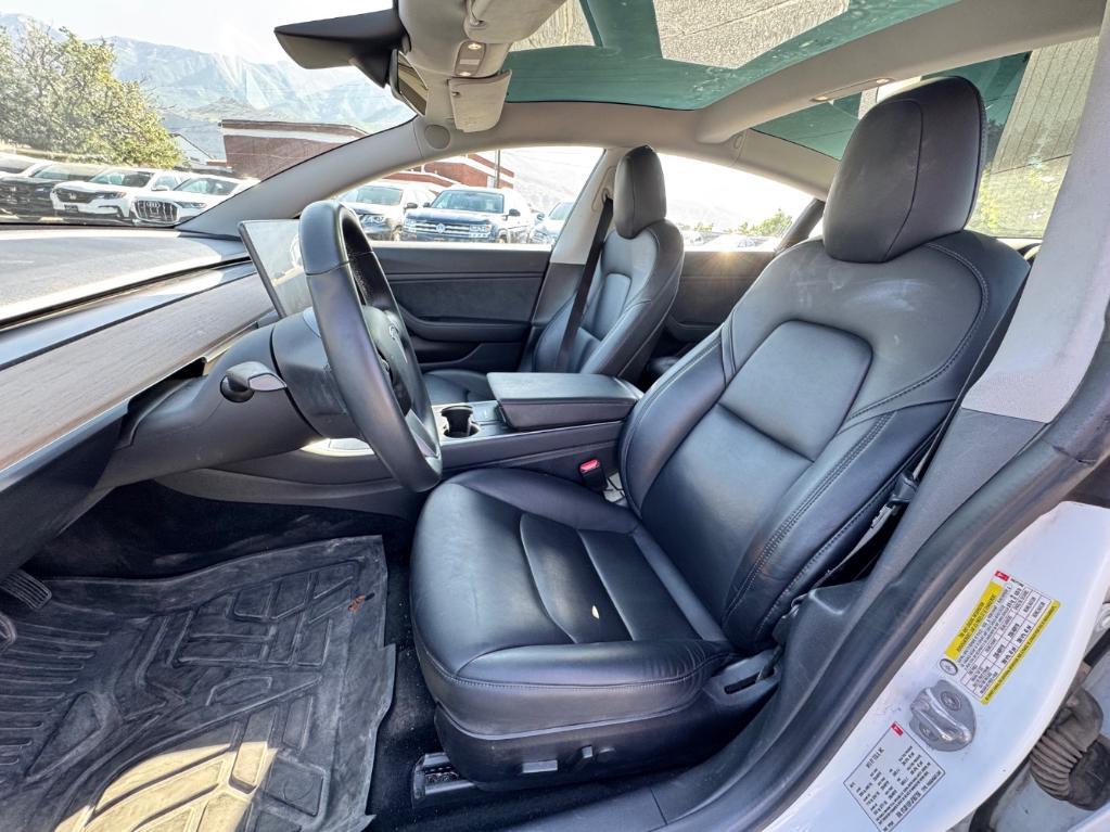 used 2018 Tesla Model 3 car