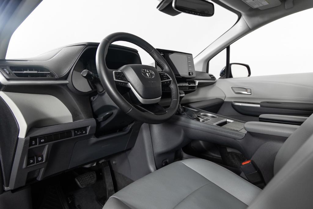 used 2023 Toyota Sienna car, priced at $44,495