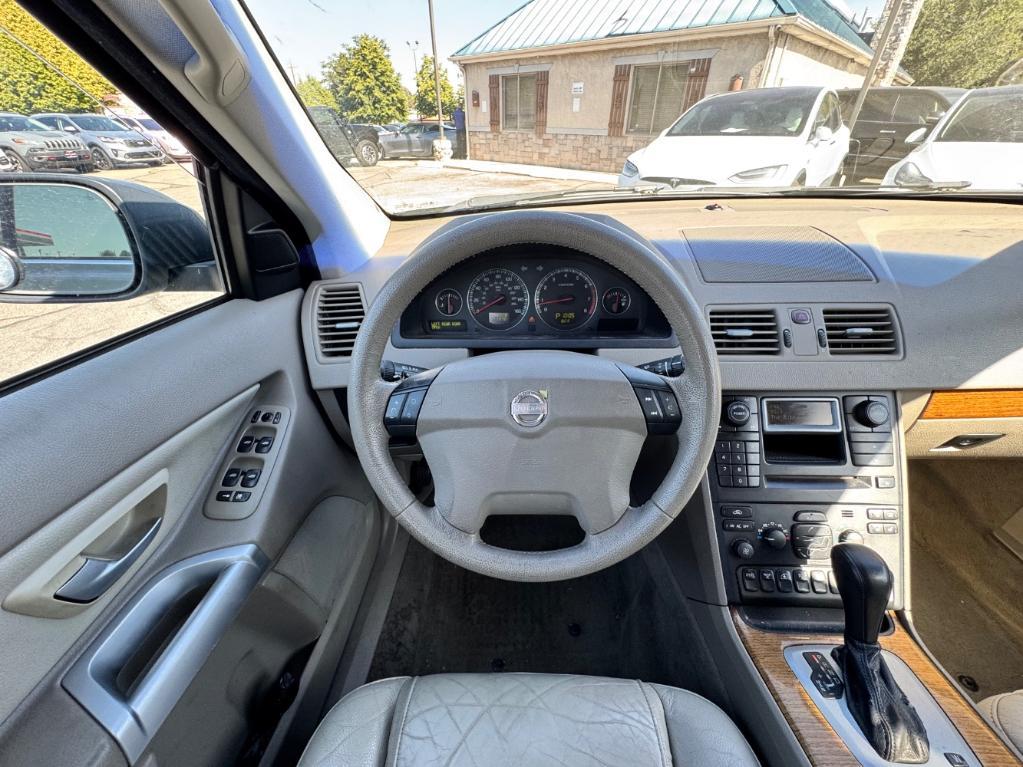 used 2006 Volvo XC90 car
