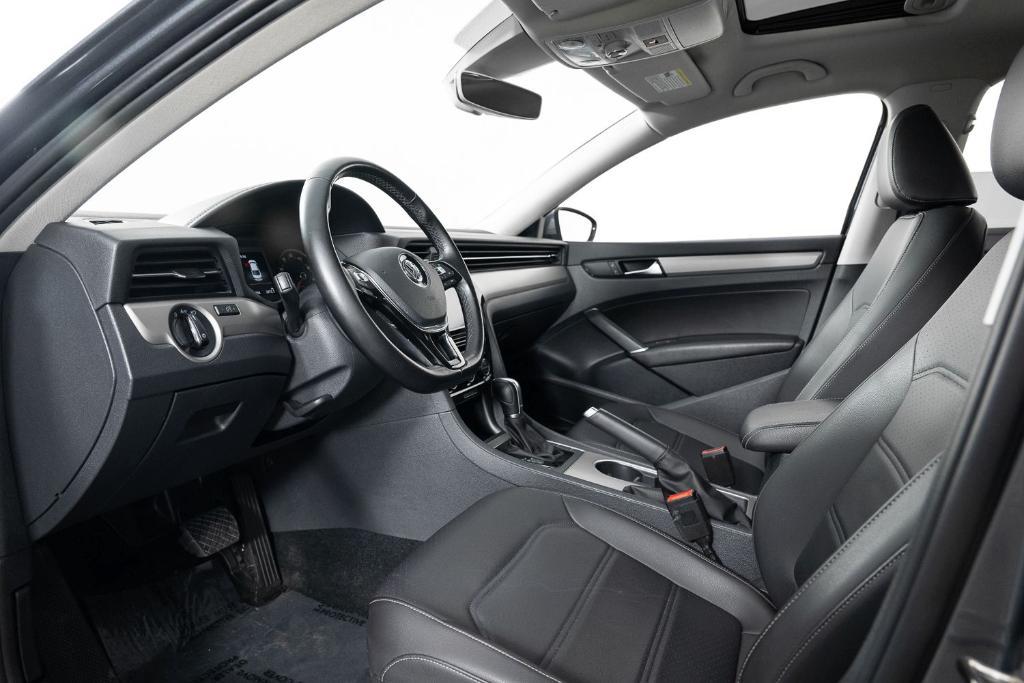 used 2020 Volkswagen Passat car