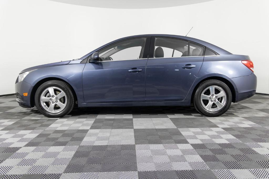 used 2014 Chevrolet Cruze car, priced at $5,495