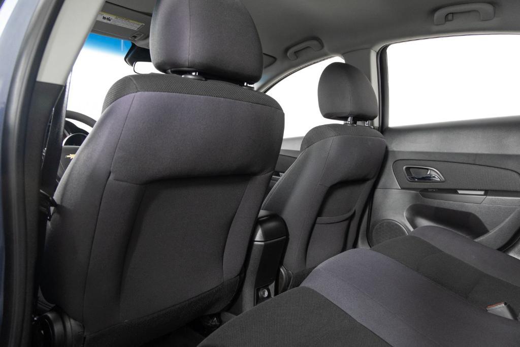 used 2014 Chevrolet Cruze car, priced at $5,495