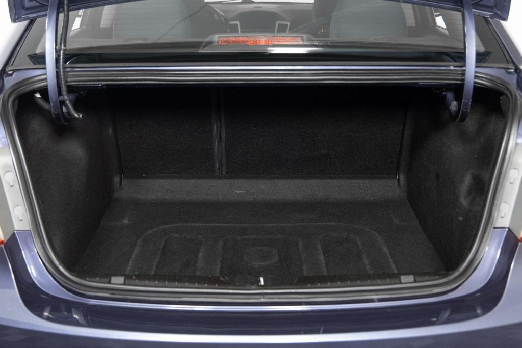 used 2014 Chevrolet Cruze car, priced at $5,495