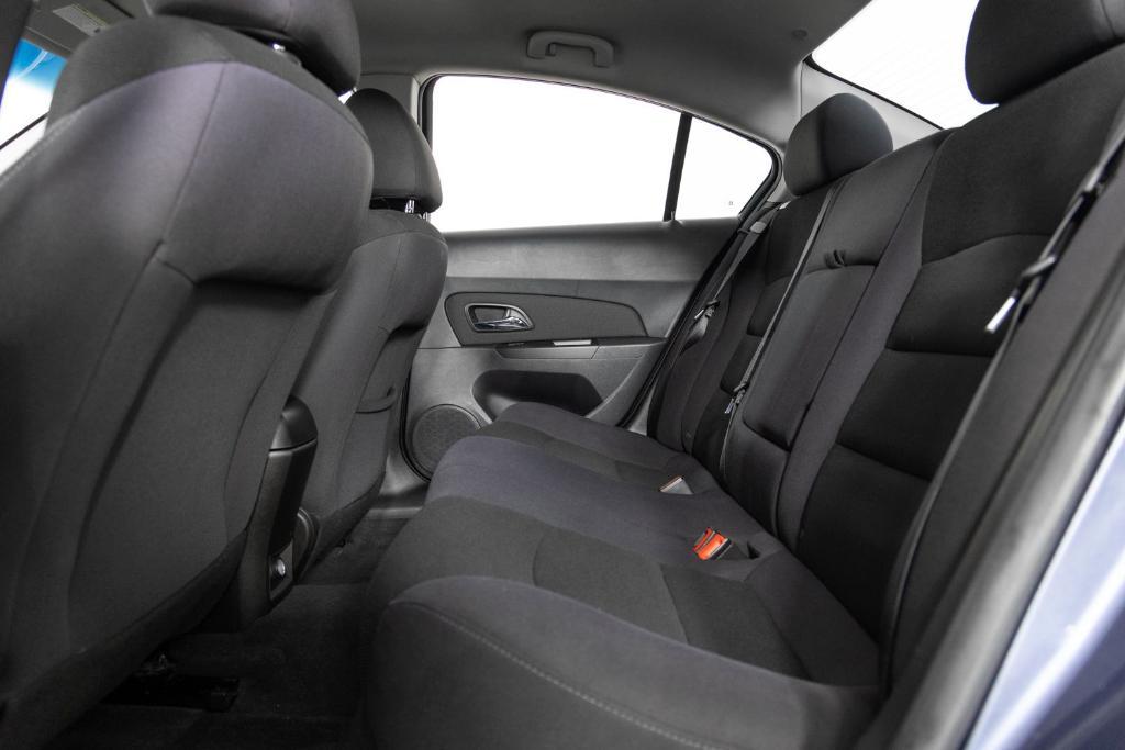 used 2014 Chevrolet Cruze car, priced at $5,495