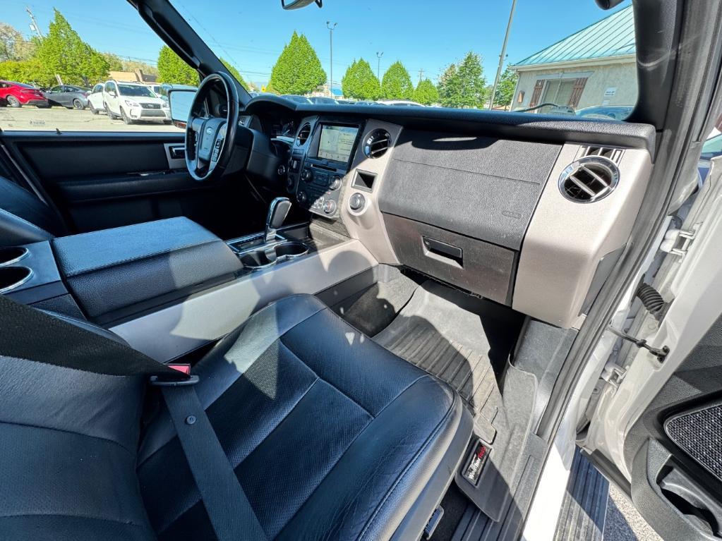 used 2017 Ford Expedition car