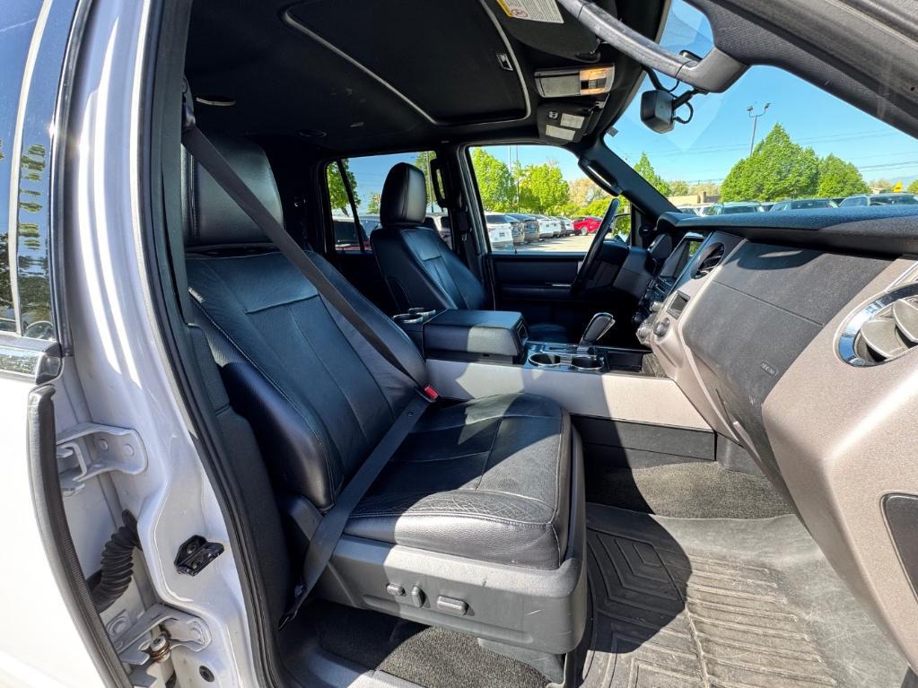 used 2017 Ford Expedition car