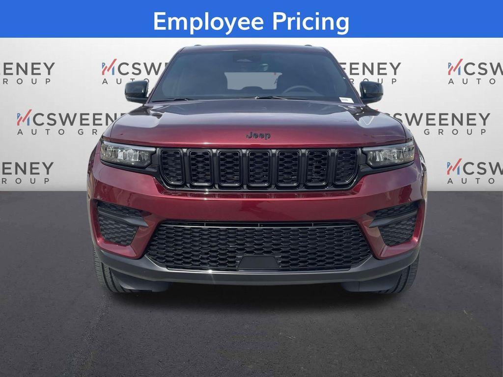 new 2025 Jeep Grand Cherokee car, priced at $35,425