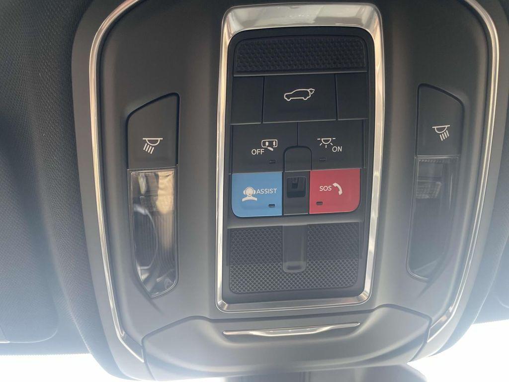 new 2025 Jeep Grand Cherokee car, priced at $34,029