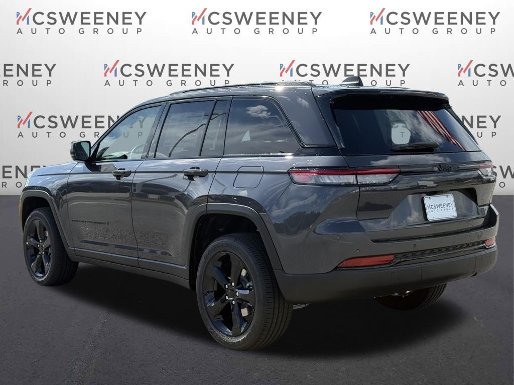 new 2025 Jeep Grand Cherokee car, priced at $34,125