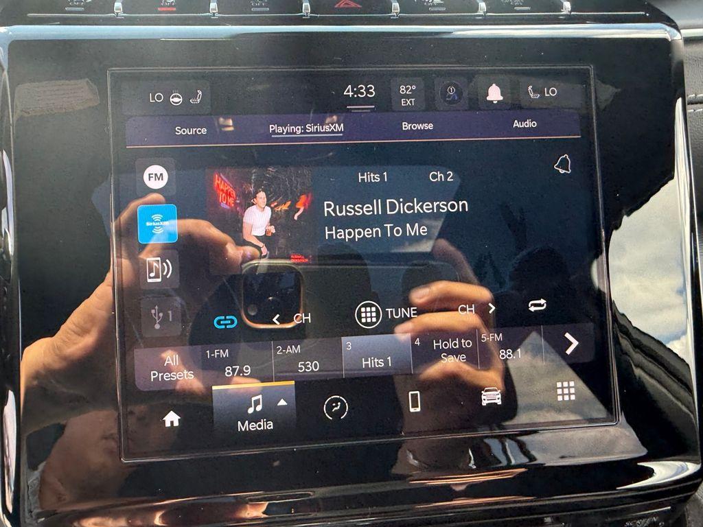 new 2025 Jeep Grand Cherokee car, priced at $34,125