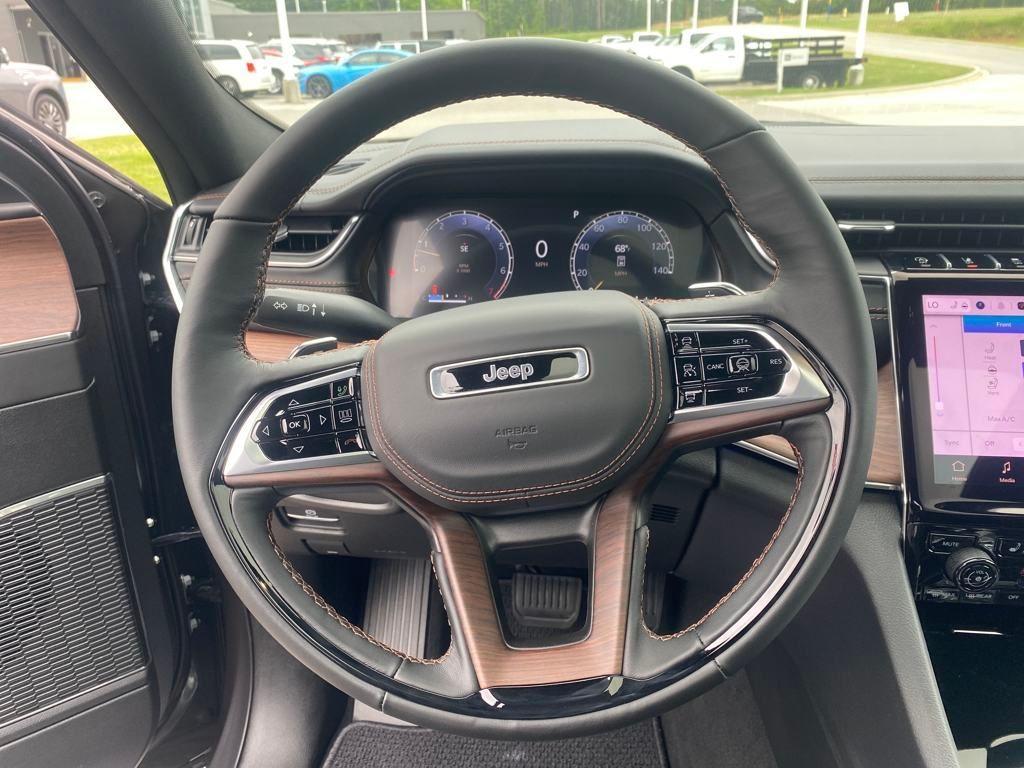 new 2025 Jeep Grand Cherokee L car, priced at $56,080