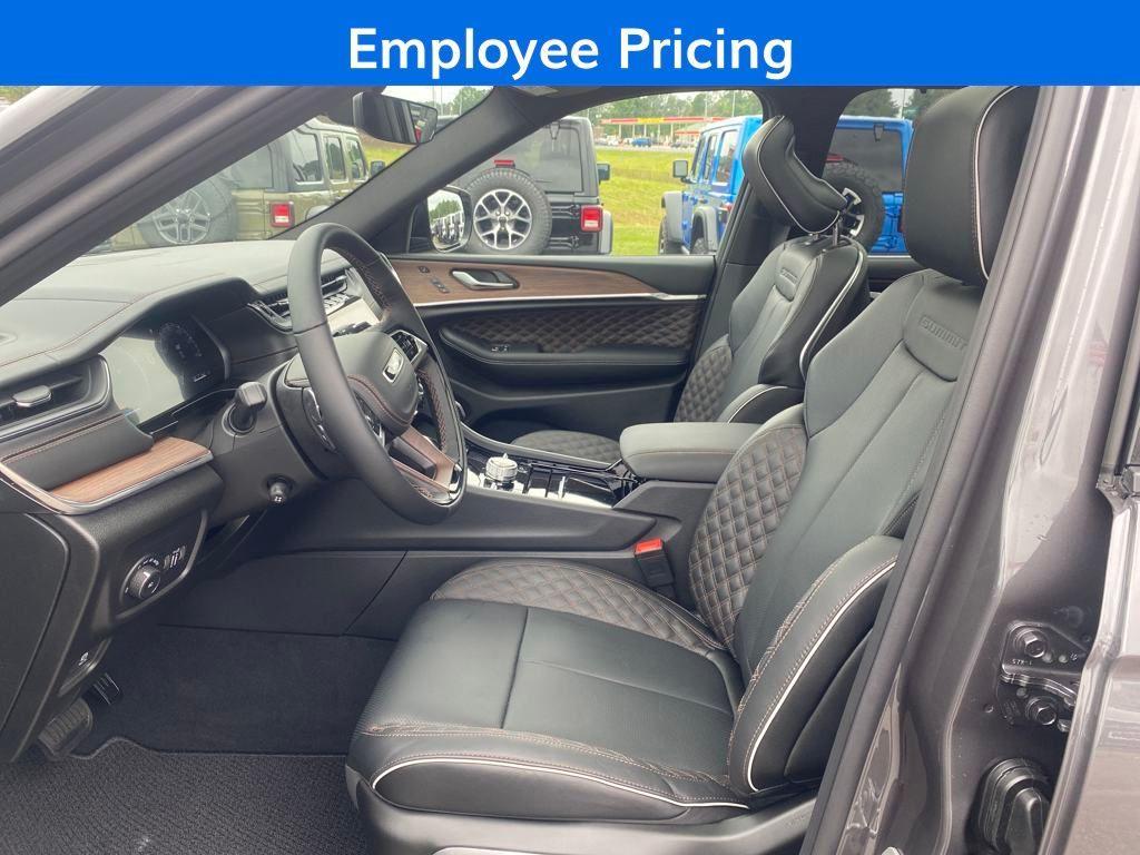 new 2025 Jeep Grand Cherokee L car, priced at $57,080