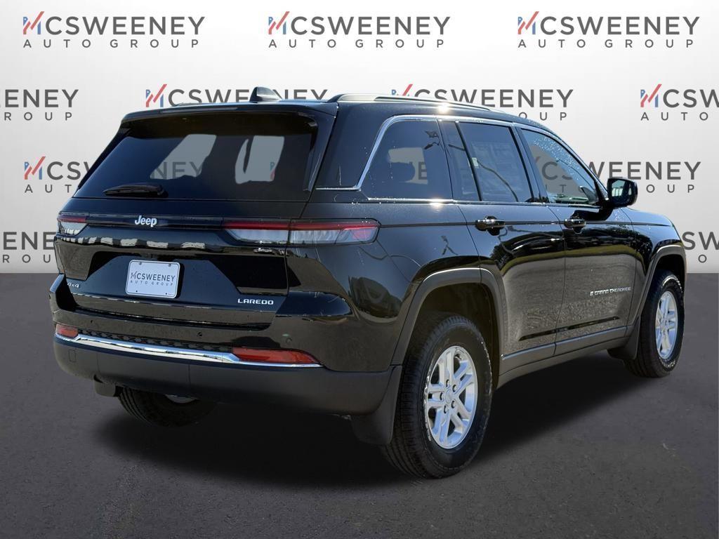 new 2025 Jeep Grand Cherokee car, priced at $30,800