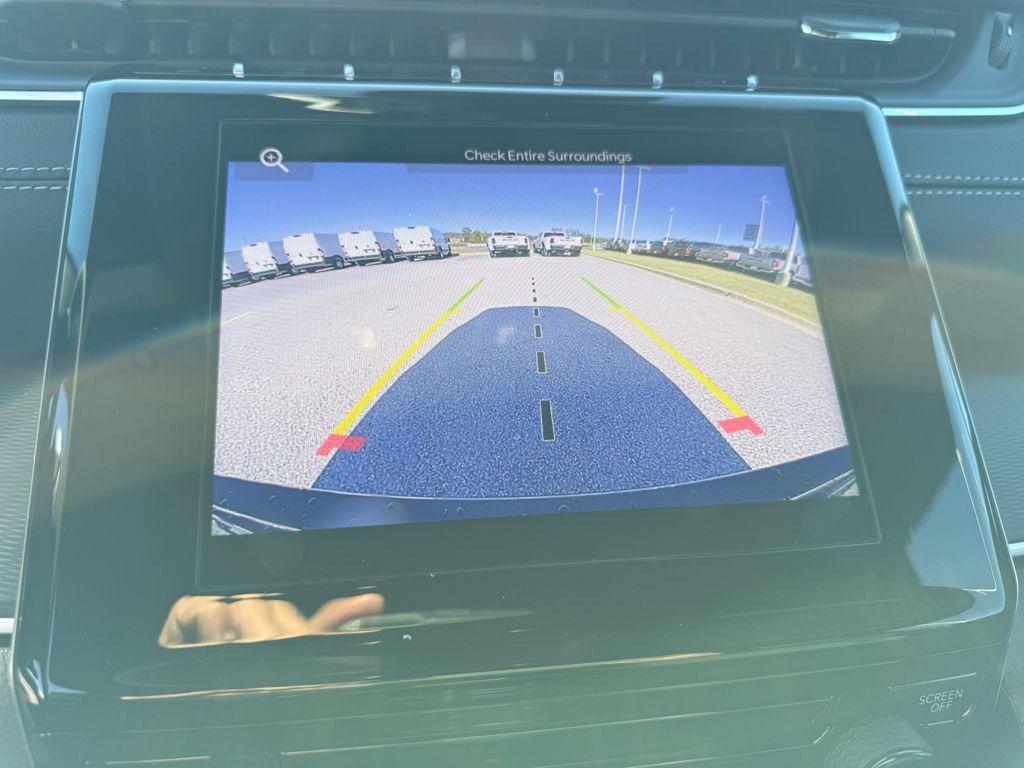 new 2025 Jeep Grand Cherokee car, priced at $30,800