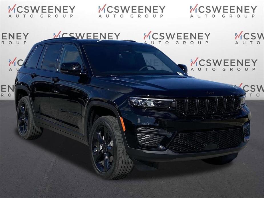 new 2025 Jeep Grand Cherokee car, priced at $38,425