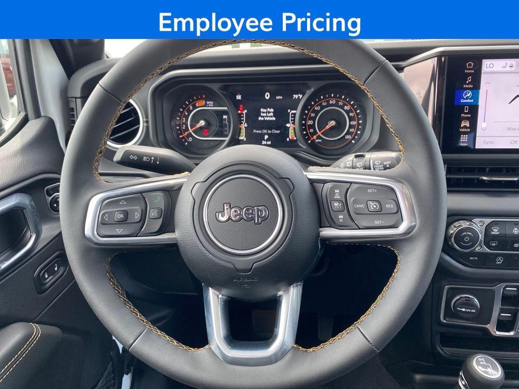 new 2025 Jeep Wrangler car, priced at $47,520