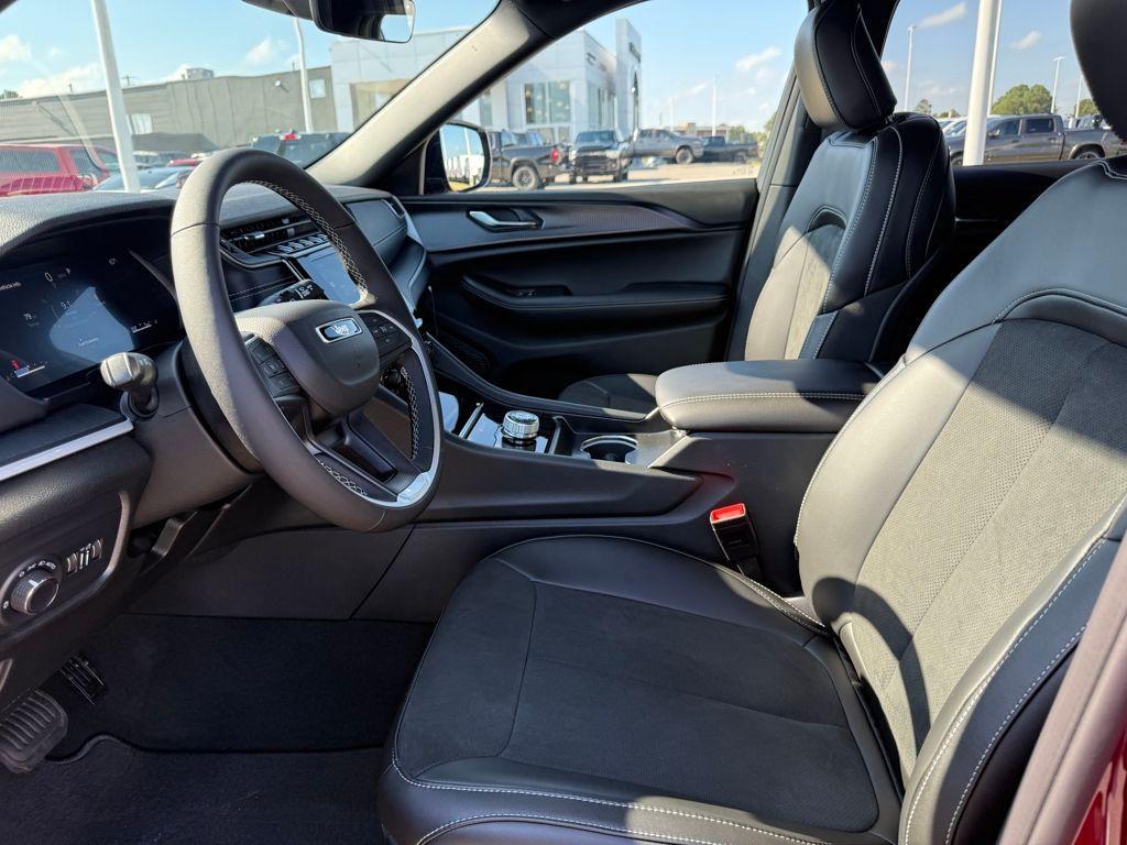 new 2025 Jeep Grand Cherokee L car, priced at $36,375
