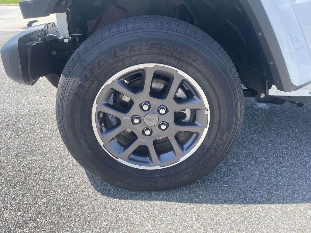 used 2023 Jeep Gladiator car, priced at $29,500