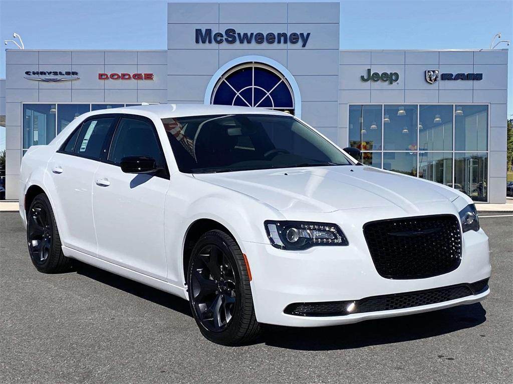 new 2023 Chrysler 300 car, priced at $33,074