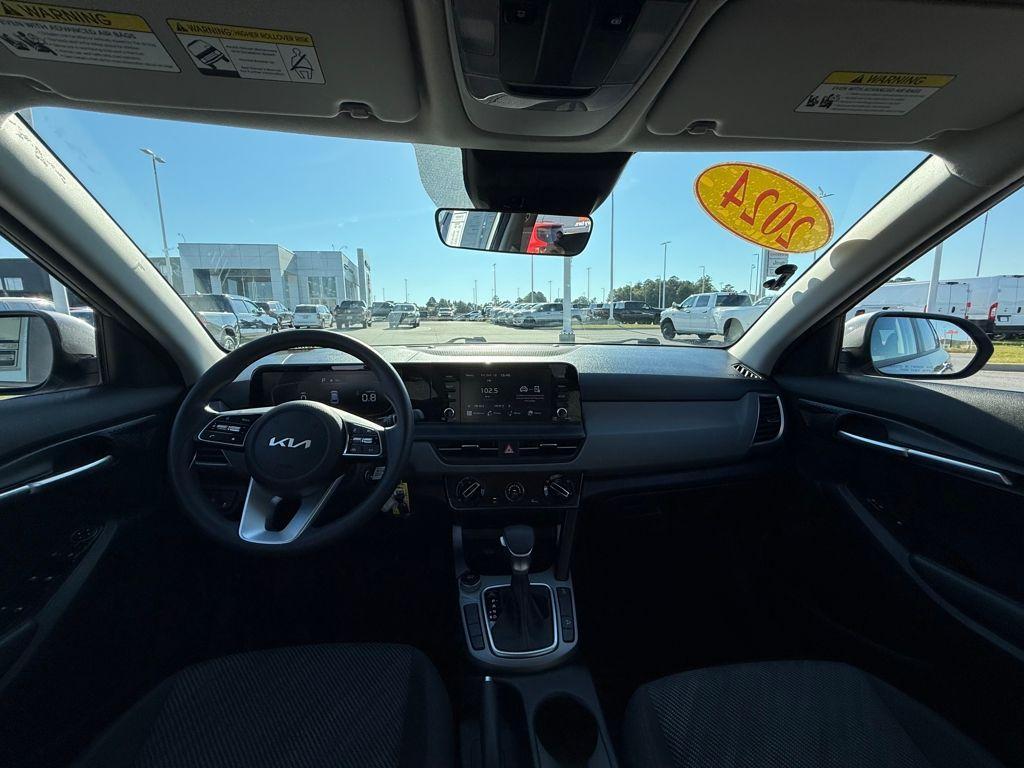 used 2024 Kia Seltos car, priced at $21,400