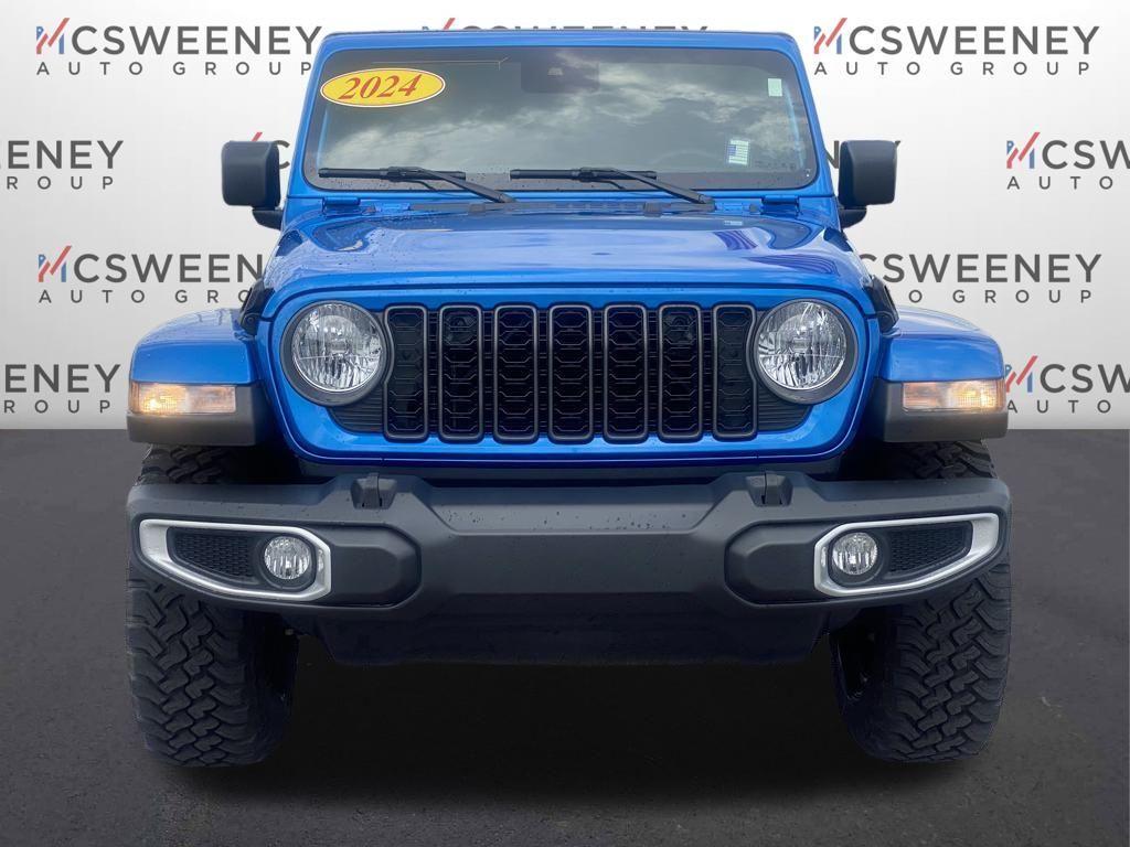 used 2024 Jeep Gladiator car, priced at $37,500