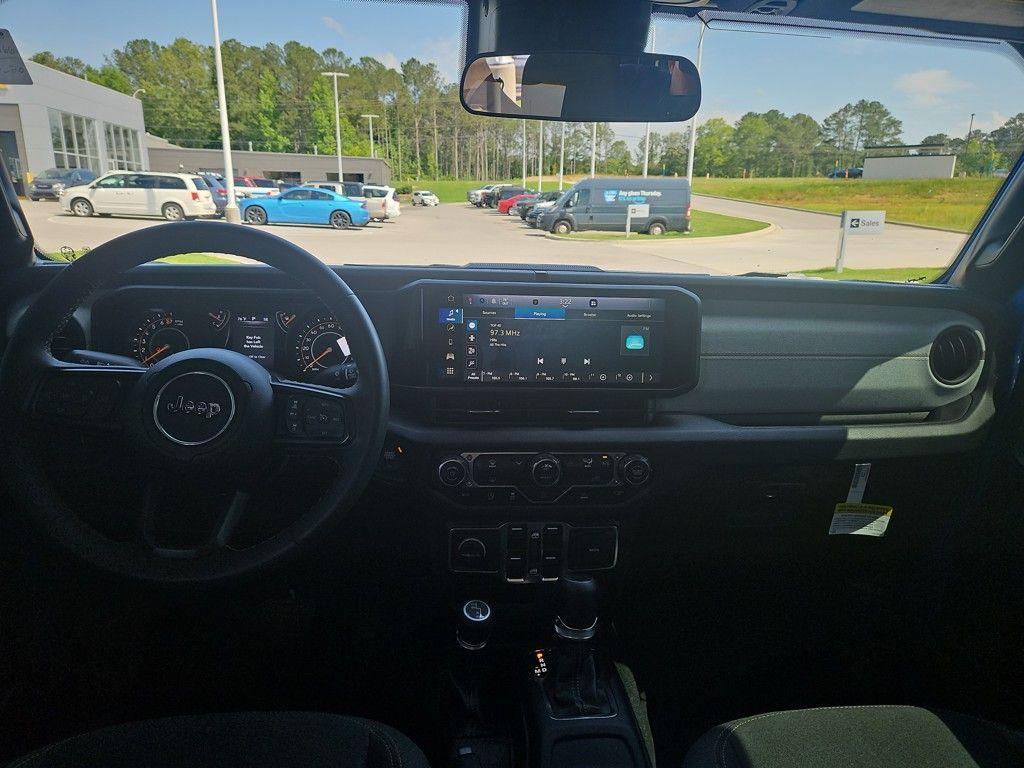 used 2024 Jeep Gladiator car, priced at $40,000