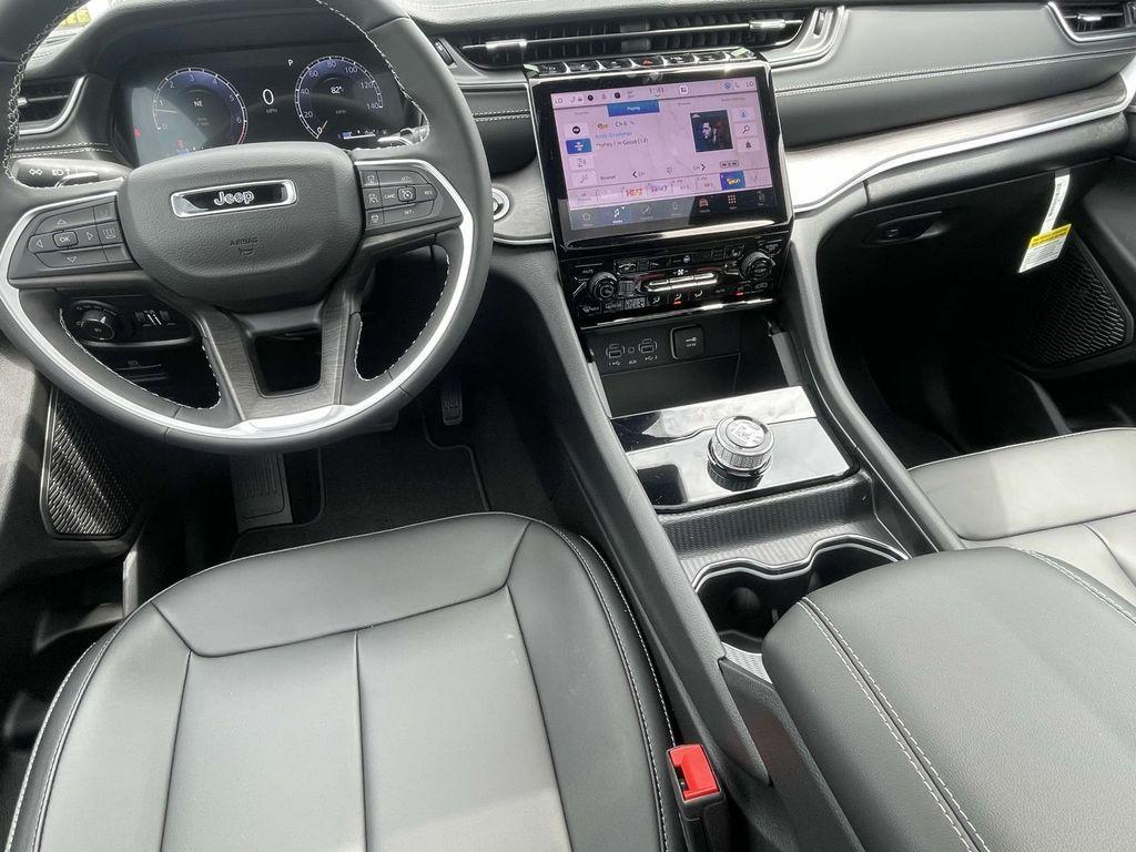 new 2025 Jeep Grand Cherokee L car, priced at $43,335