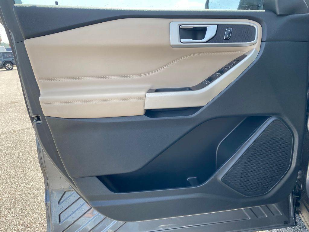 used 2023 Ford Explorer car, priced at $29,378
