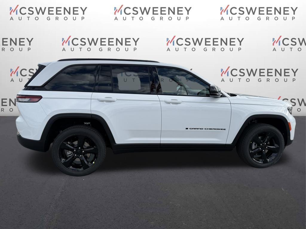 new 2025 Jeep Grand Cherokee car, priced at $32,030